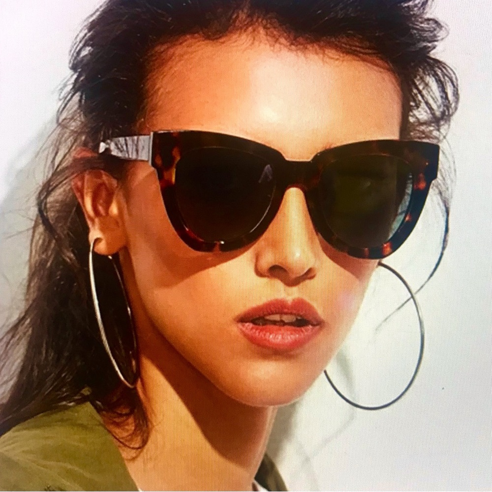 🕶 Oversize Tortoise Sunglasses 🕶